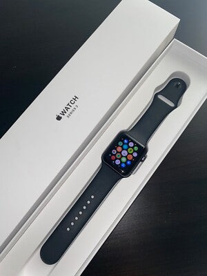 👉 Series 10 Smart Watch (Apple Style) – Single Strap | HD Display + Bluetooth Calling